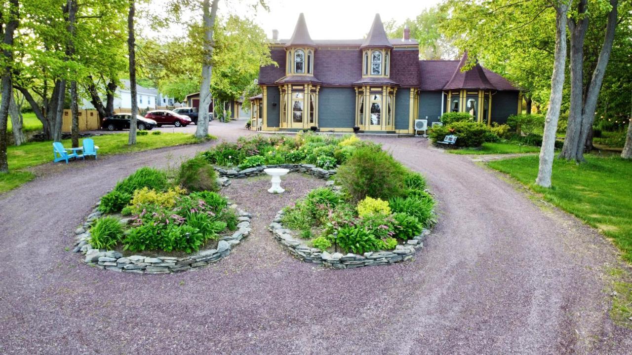 Belle View Manor Inn Harbour Grace ภายนอก รูปภาพ
