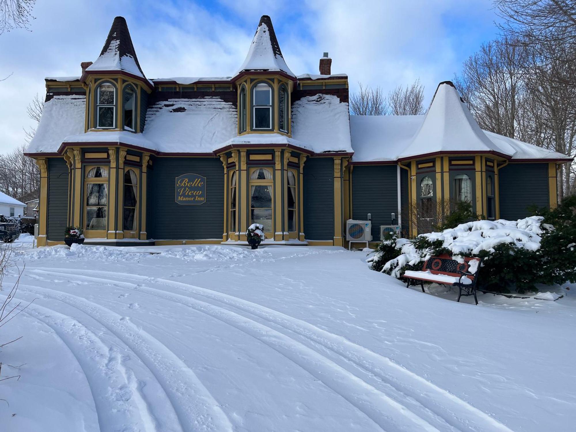 Belle View Manor Inn Harbour Grace ภายนอก รูปภาพ